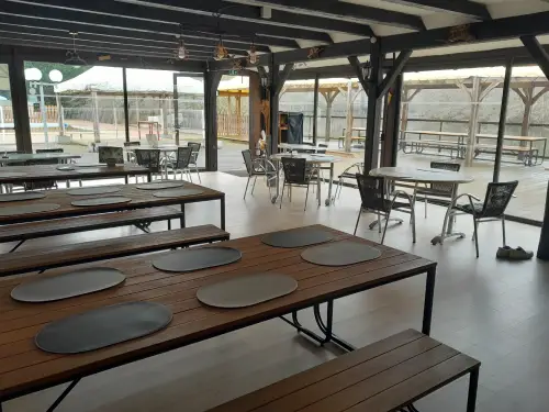 camping bord de lac lot